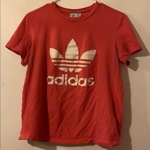 Adidas Tee 🧡